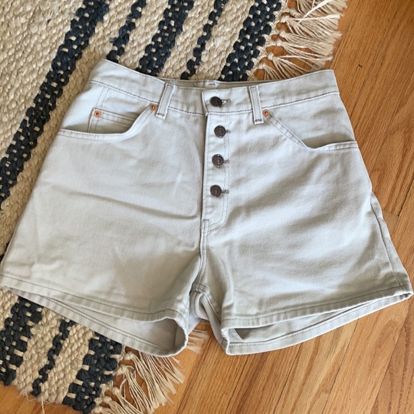 Levi Khaki Button Fly Long Shorts - Picture 3 of 9